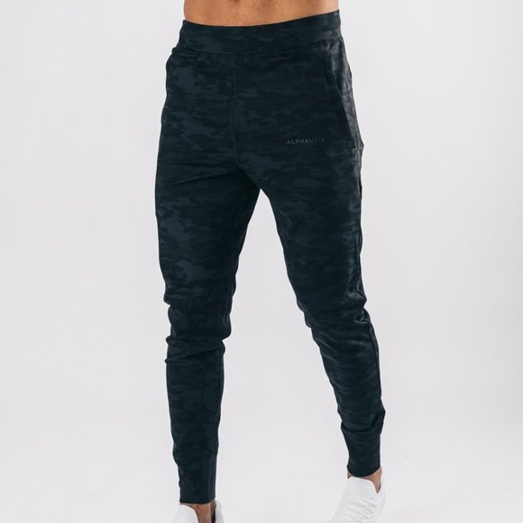 Alphalete Athletics Pro-Elite Jogger Black Camo - Picture 1 of 6
